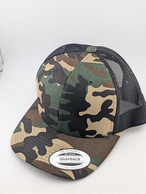 Yupoong Lids Men's Curve Camo & Black Snapback Hat (New W/Stickers)